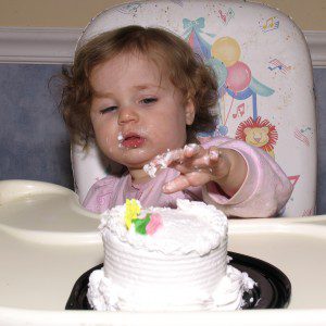 messy child birthday cake